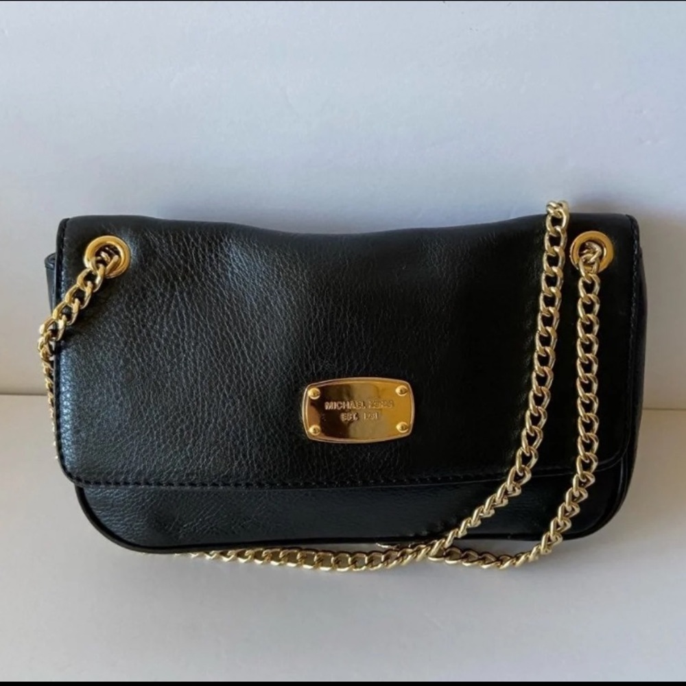Michael Michael Kors Jet Set Leather Shoulder Bag